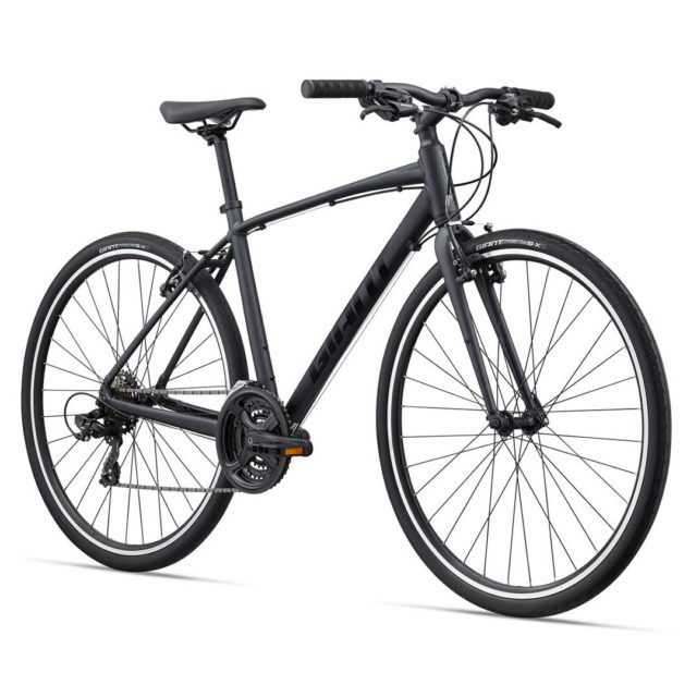 Escape 3 Bike In Metallic Black Giant Bicycles Uae